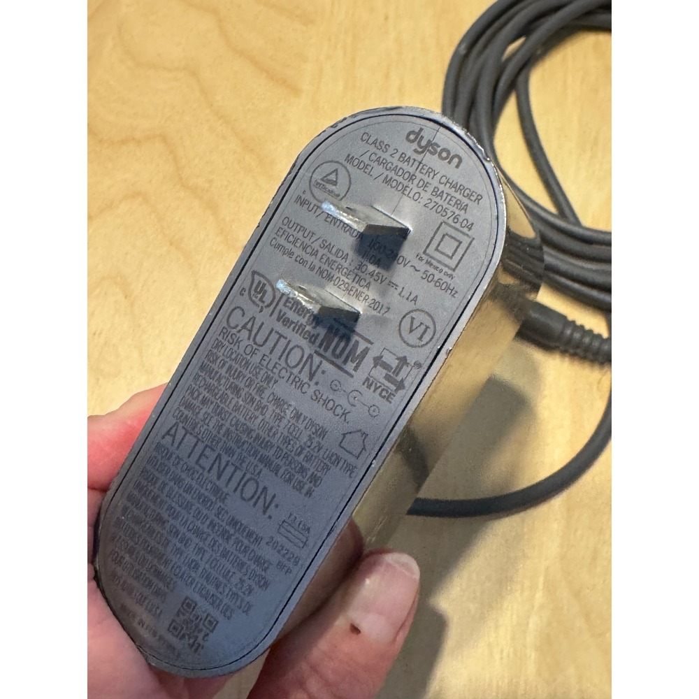 Dyson Battery Charger 270576-04 Power Supply Cord Adapter 30.45V Grey Excellent - Picture 4 of 4